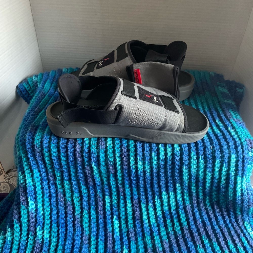 Jordan Slide Sandals - Gray And Black View 5
